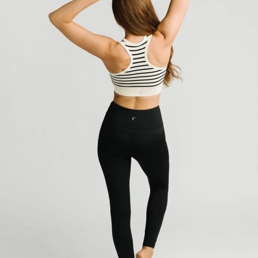 Zyia Active Black & Maroon Striped Monique Sports Bra - Large - Picture 4 of 8